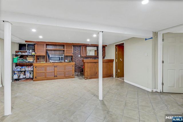 745 Washington Avenue, Twp Of Washington, NJ 07676