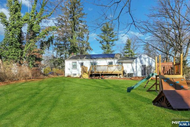 745 Washington Avenue, Twp Of Washington, NJ 07676