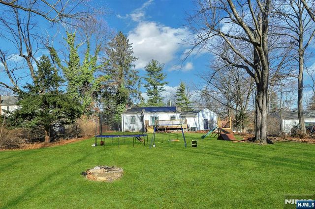 745 Washington Avenue, Twp Of Washington, NJ 07676