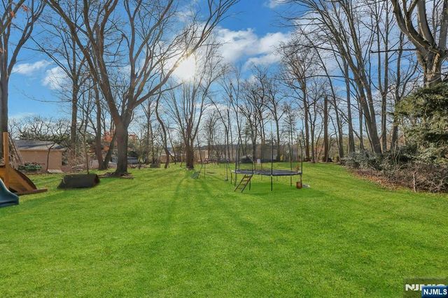 745 Washington Avenue, Twp Of Washington, NJ 07676