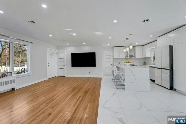 745 Washington Avenue, Twp Of Washington, NJ 07676