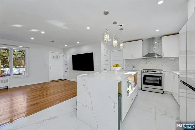 745 Washington Avenue, Twp Of Washington, NJ 07676