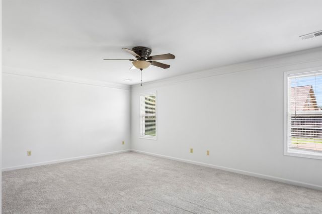 3838 BREEZY SHORES CV, Lakeland, TN 38002