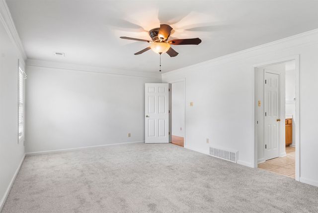 3838 BREEZY SHORES CV, Lakeland, TN 38002