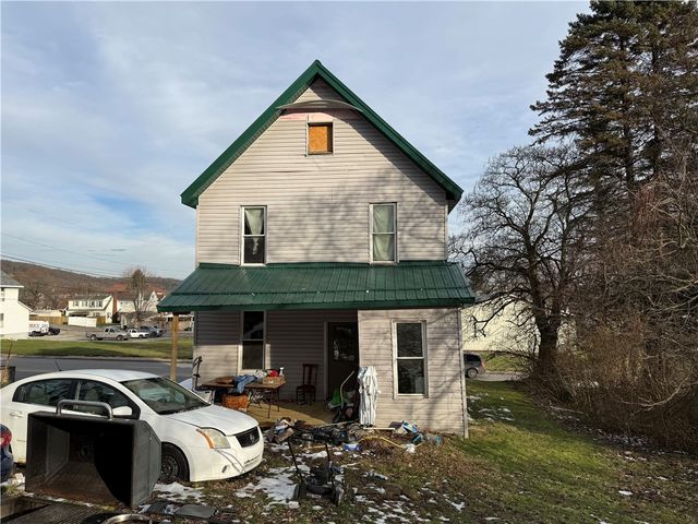 300 Hansen Ave, City Of But Sw, PA 16001