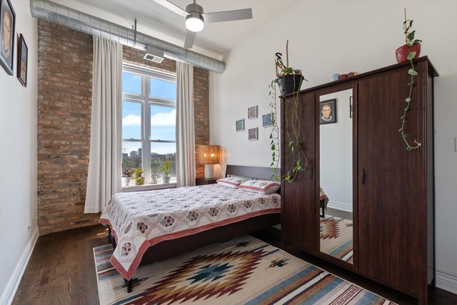 949 N Willard Court 504, Chicago, IL 60642