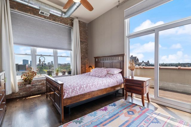 949 N Willard Court 504, Chicago, IL 60642