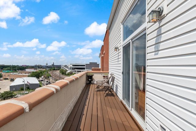 949 N Willard Court 504, Chicago, IL 60642