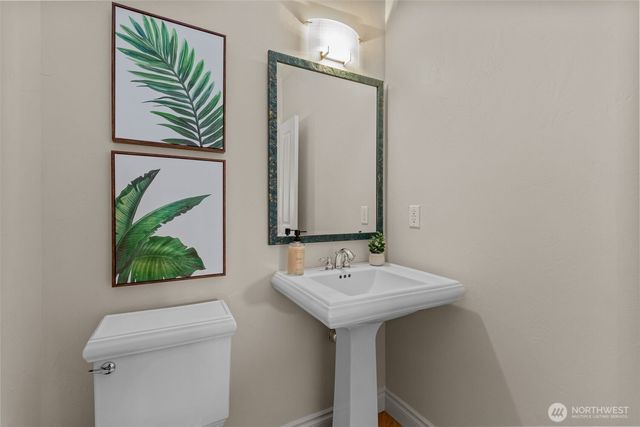 2129 204th Place NE, Sammamish, WA 98074