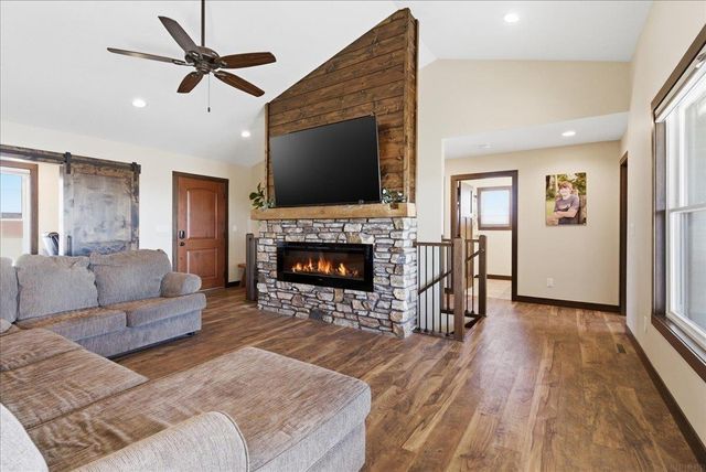 1202 Jon Road, Dunkerton, IA 50626