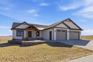 1202 Jon Road, Dunkerton, IA 50626