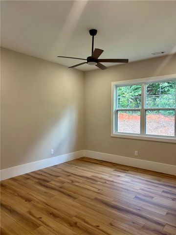 854 Perkins Creek Road, Seneca, SC 29678