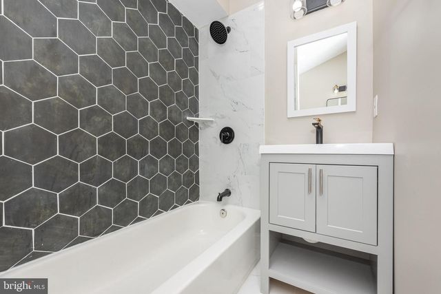 1016 W FAYETTE ST, Baltimore, MD 21223
