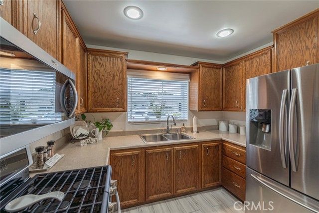 1644 E Poppy Street, Long Beach, CA 90805