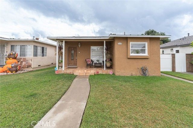 1644 E Poppy Street, Long Beach, CA 90805