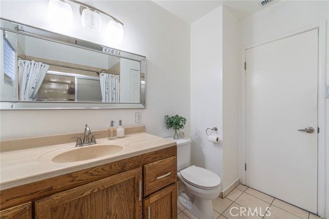 1644 E Poppy Street, Long Beach, CA 90805