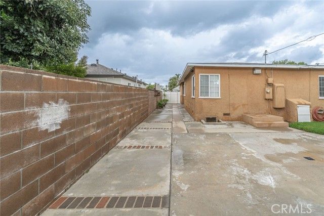 1644 E Poppy Street, Long Beach, CA 90805