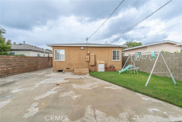 1644 E Poppy Street, Long Beach, CA 90805