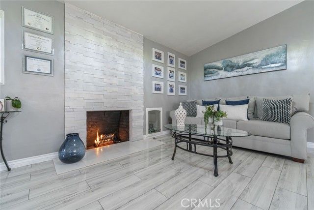 1644 E Poppy Street, Long Beach, CA 90805