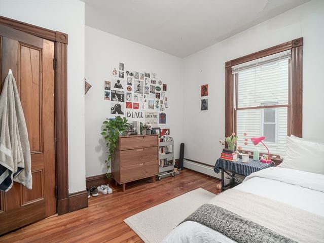 318 Beacon St 2, Somerville, MA 02143