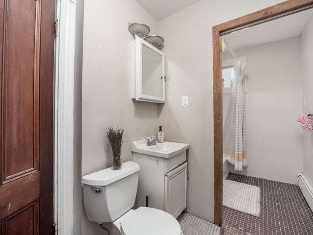 318 Beacon St 2, Somerville, MA 02143