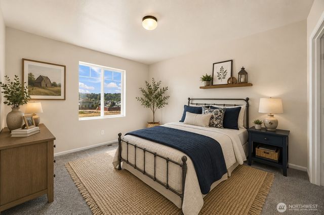 1404 Daffodil Avenue NE, Orting, WA 98360