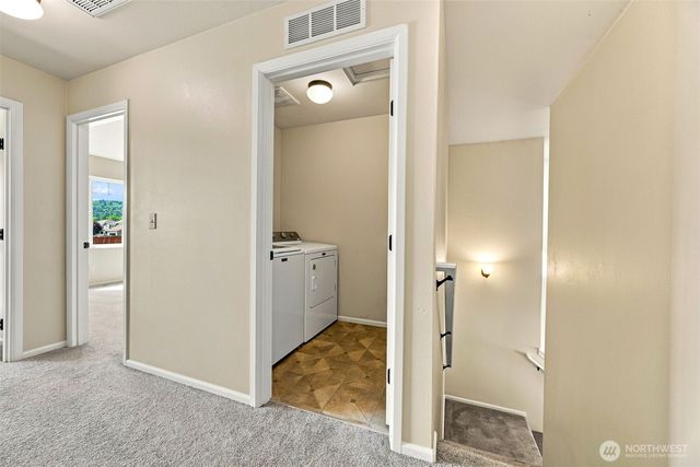1404 Daffodil Avenue NE, Orting, WA 98360