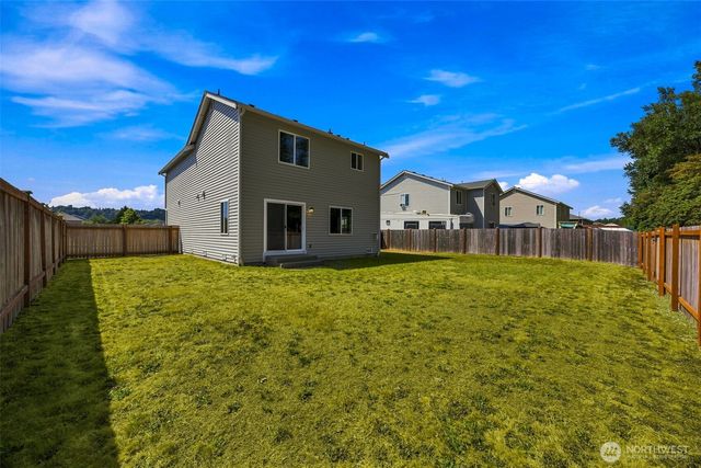 1404 Daffodil Avenue NE, Orting, WA 98360