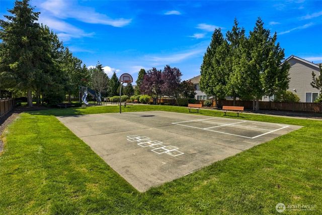 1404 Daffodil Avenue NE, Orting, WA 98360