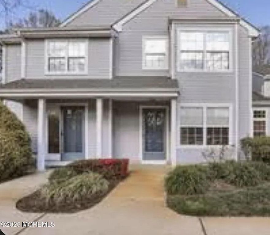 401 Hampton Court, Manalapan, NJ 07726