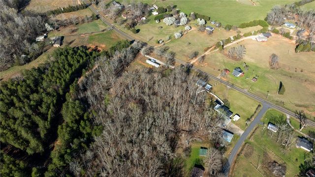 254 Williamson Hill Road, Donalds, SC 29638