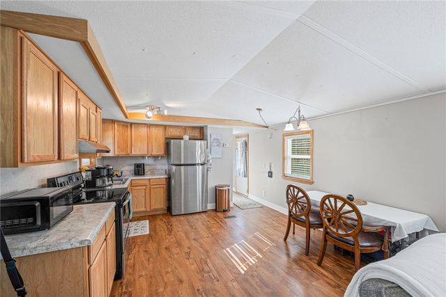 254 Williamson Hill Road, Donalds, SC 29638