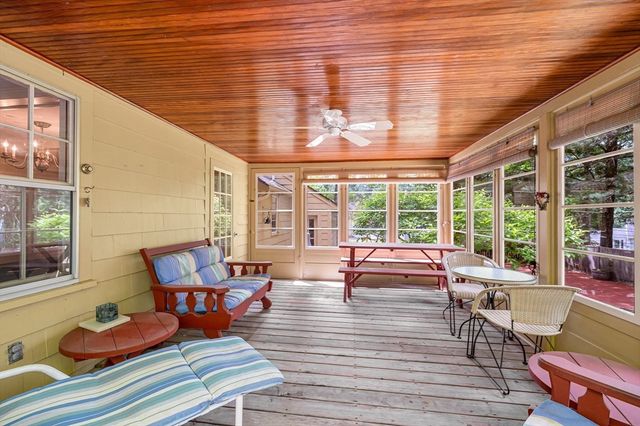 16 Cottage Park, Reading, MA 01867
