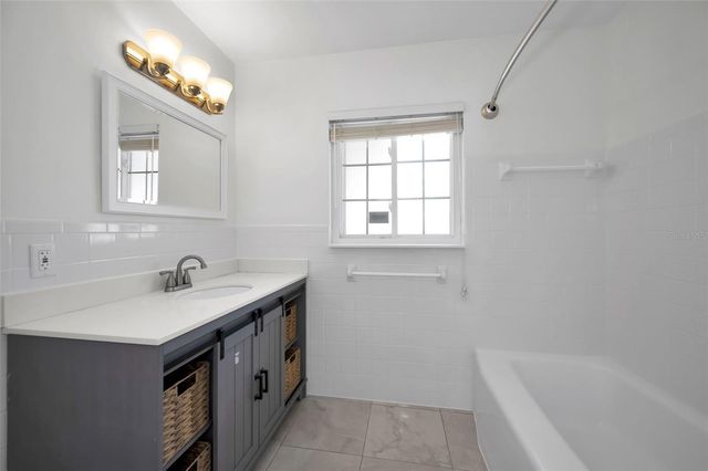 2946 53RD STREET N, St Petersburg, FL 33710