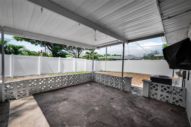 2946 53RD STREET N, St Petersburg, FL 33710