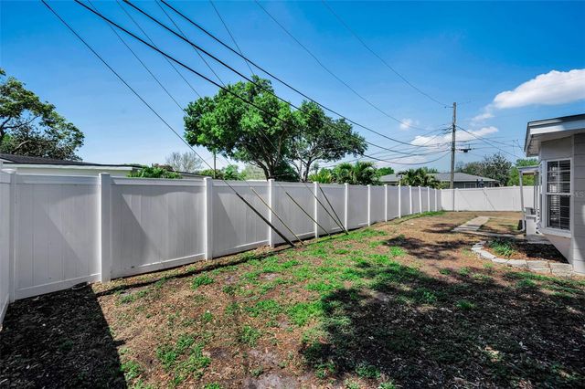 2946 53RD STREET N, St Petersburg, FL 33710