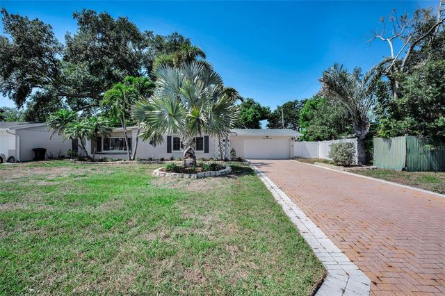 2946 53RD STREET N, St Petersburg, FL 33710