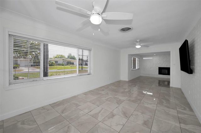 2946 53RD STREET N, St Petersburg, FL 33710