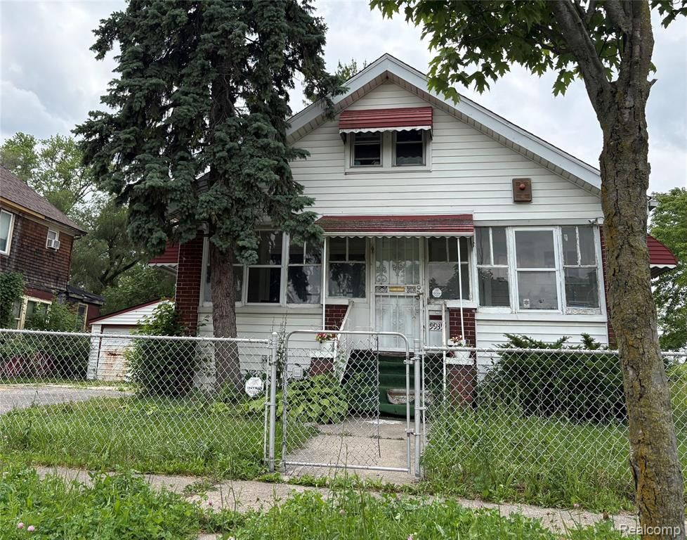 9935 Broadstreet Avenue, Detroit, MI 48204