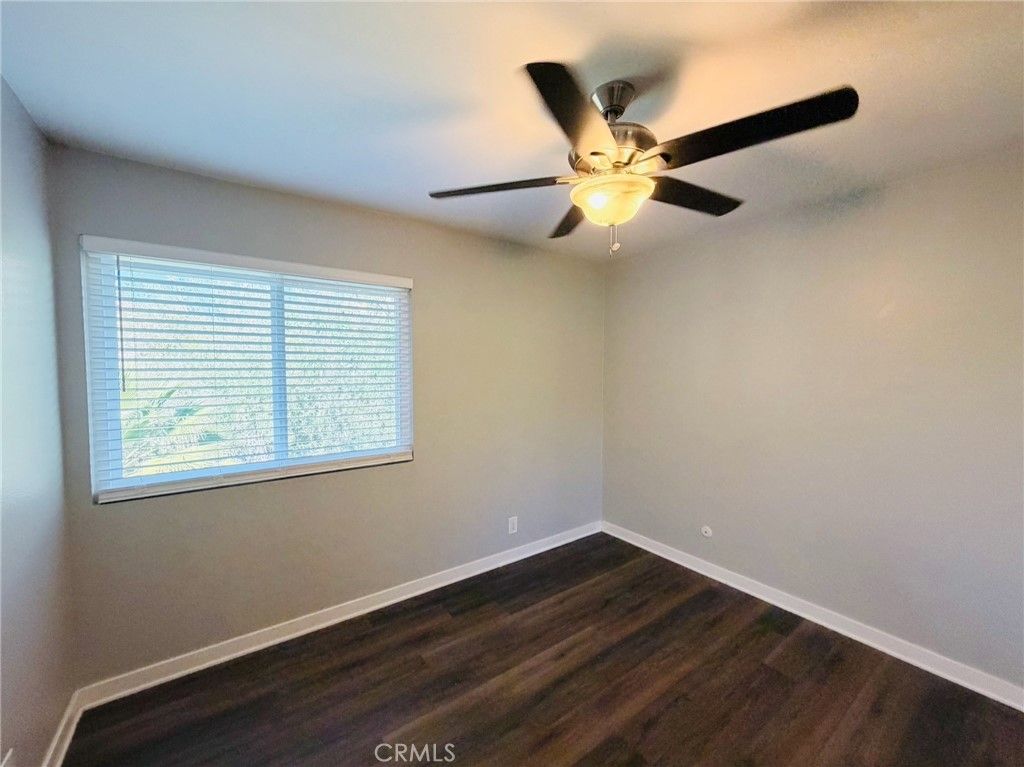 Image 11 of property listing at 8085 Caminito De Pizza S, San Diego, CA 92108