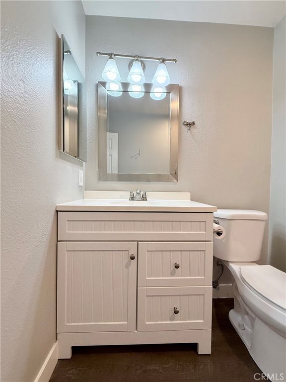 Image 14 of property listing at 8085 Caminito De Pizza S, San Diego, CA 92108