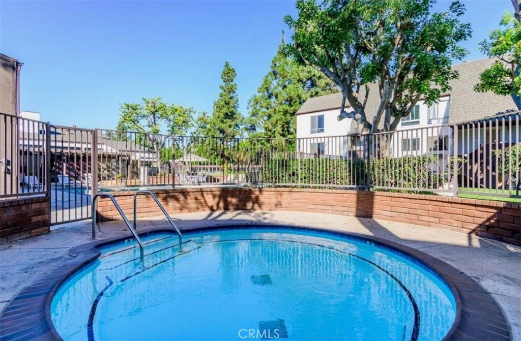 Image 24 of property listing at 8085 Caminito De Pizza S, San Diego, CA 92108