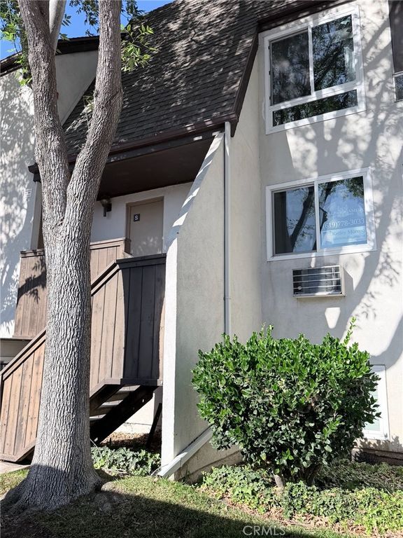 Image 27 of property listing at 8085 Caminito De Pizza S, San Diego, CA 92108