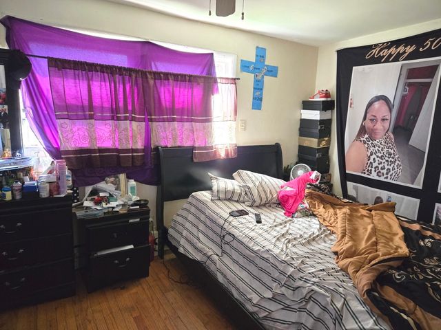 2037 W 69th Place, Chicago, IL 60636