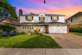9117 Kenneth Avenue, Skokie, IL 60076