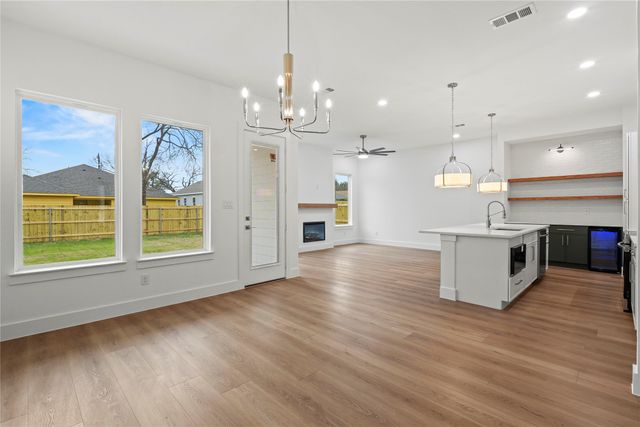 3835 Spence Street, Dallas, TX 75215