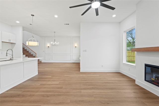 3835 Spence Street, Dallas, TX 75215