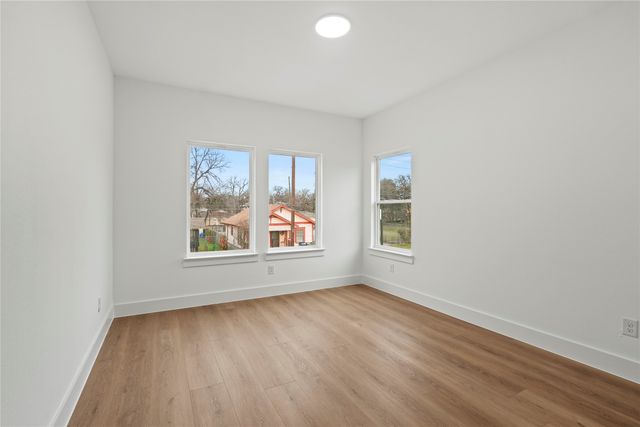 3835 Spence Street, Dallas, TX 75215