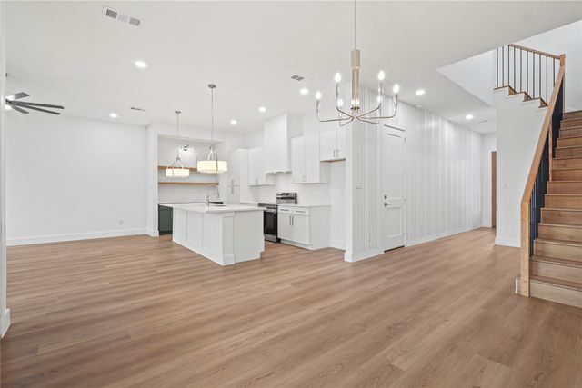 3835 Spence Street, Dallas, TX 75215