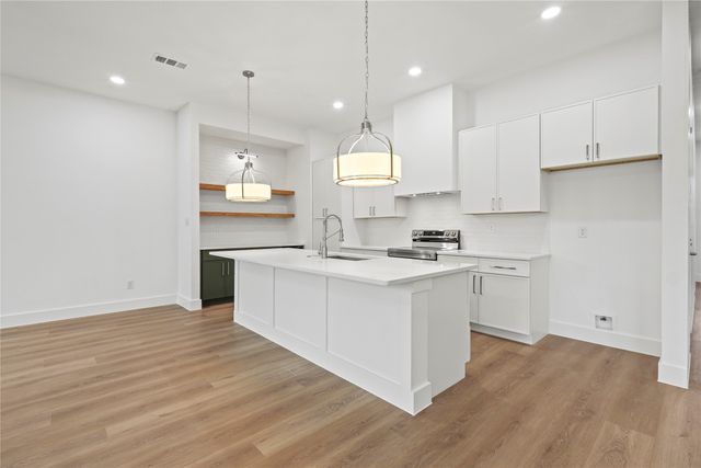 3835 Spence Street, Dallas, TX 75215